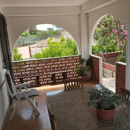 Сasa de vacaciones Jasmine House, Viale Kennedy, *